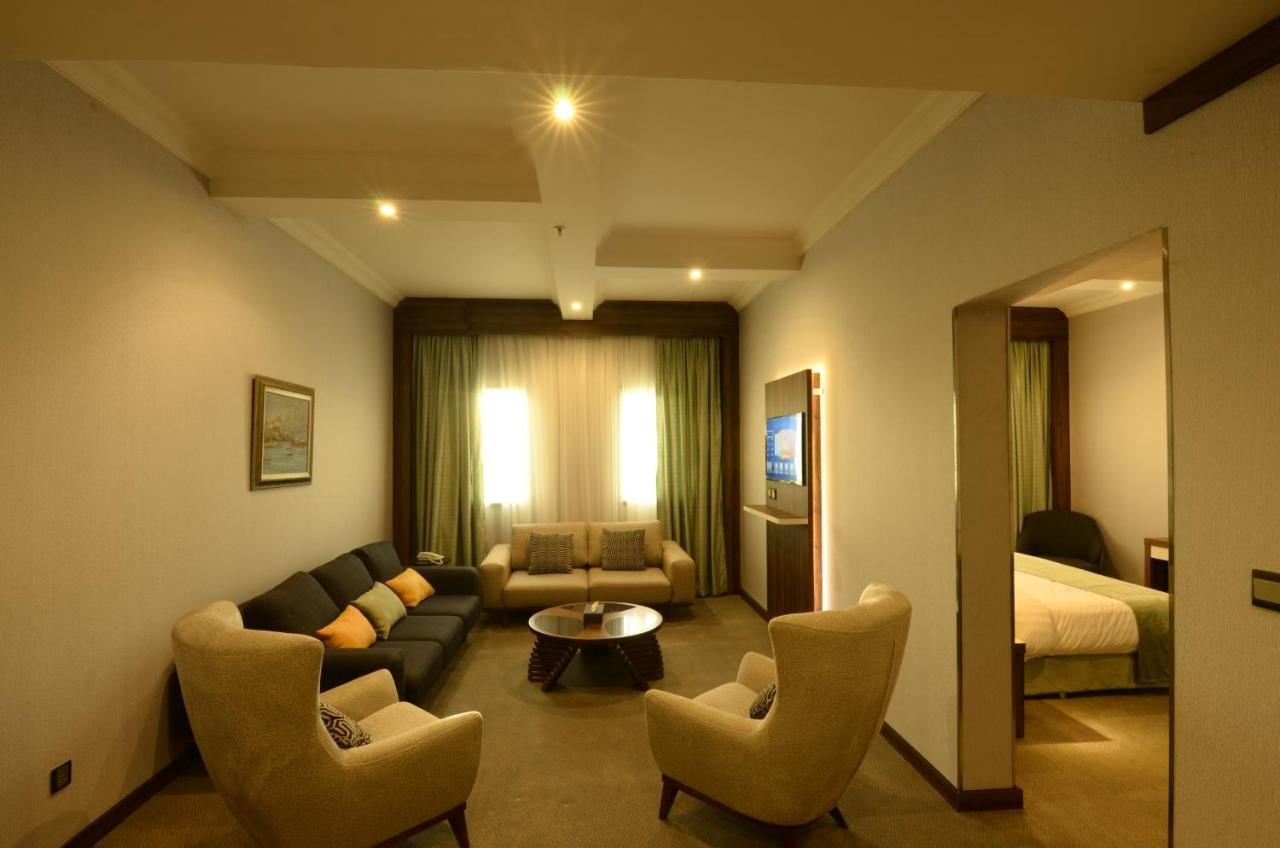 Dunes Hotel เจดดาห์ ภายนอก รูปภาพ